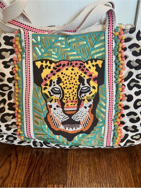 America & Beyond Handbags - VIRAL- Beaded Leopard Canvas Tote Bag - SHE’S A BEAUTY AND VERY HARD TO FIND!
